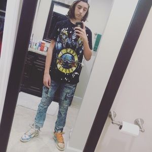 Meet your Posher, Brittain